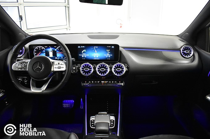 MERCEDES-BENZ B 180 d Automatic Premium